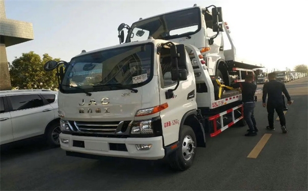 吴江道路救援，拖车救援24小时