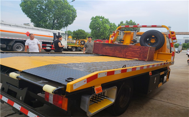 三台县道路救援，拖车救援24小时